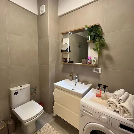 Seaside Nora - Meraki Pool And - Private Parking Apartment